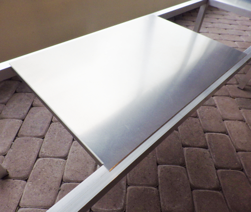 Alu-Ablage f&uuml;r <strong>PFLANZTISCH 43 cm tief</strong>